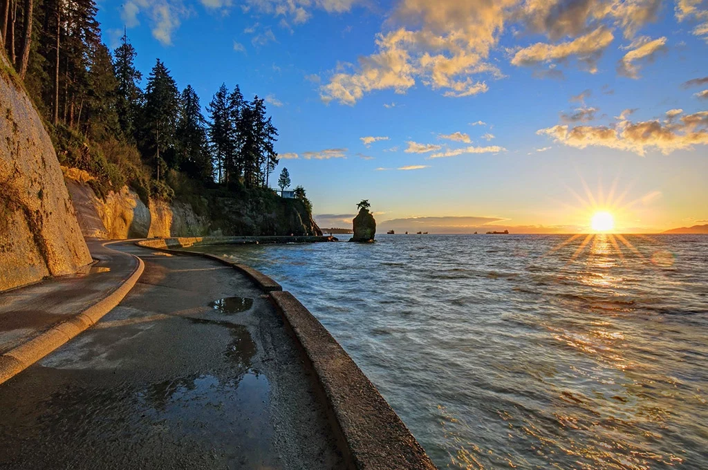 Vancouver_StanleyParkSeawall_jamesvancouver